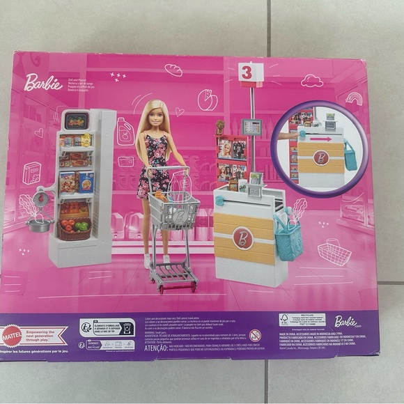 Barbie Grocery Store Playset - Picture 2 of 3